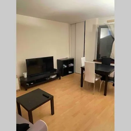 Studio Dans Le 14eme Arrondissement De Διαμέρισμα