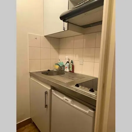 Studio Dans Le 14eme Arrondissement De Διαμέρισμα *